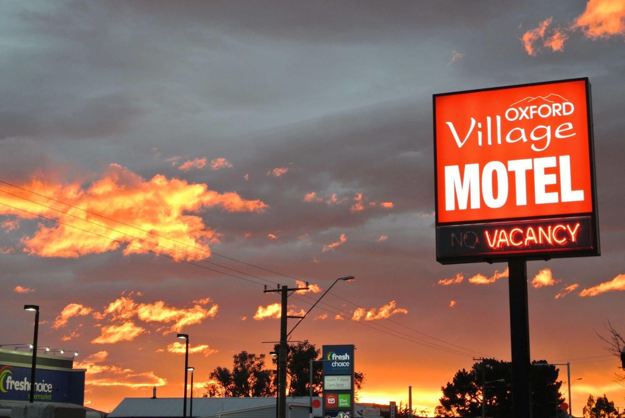 Oxford Village Motels Dış mekan fotoğraf
