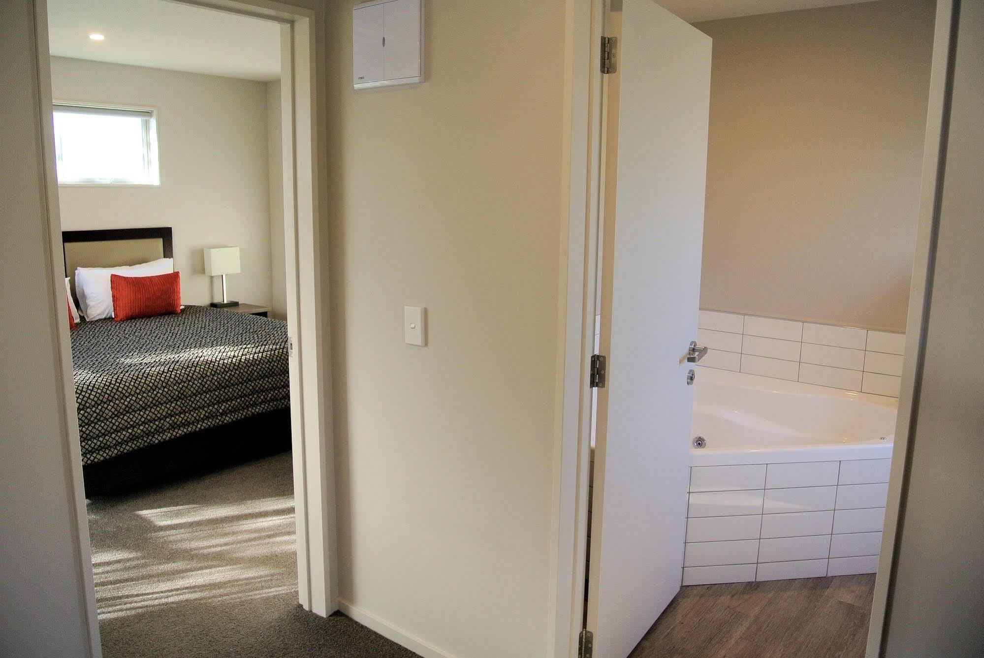 Oxford Village Motels Dış mekan fotoğraf